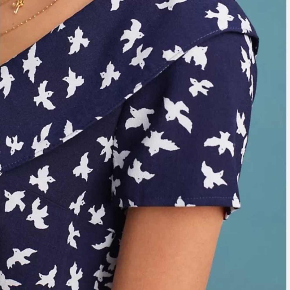Anthropologie Maeve Austin Navy and White Bird Print Top - Size 0 - Picture 3 of 16